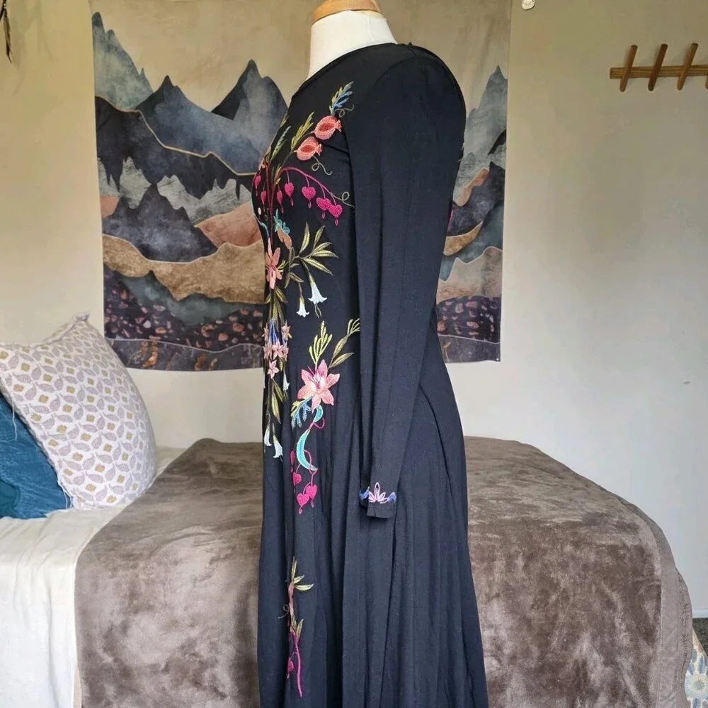 Johnny Was NWT Amarylla Embroidered Cotton Knit Midi Dress XS - Picture 10 of 16